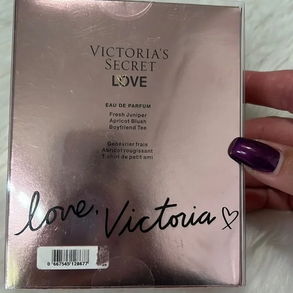 🆕 Victoria’s Secret eau de parfum LOVE 1 fl oz spray - Picture 2 of 6